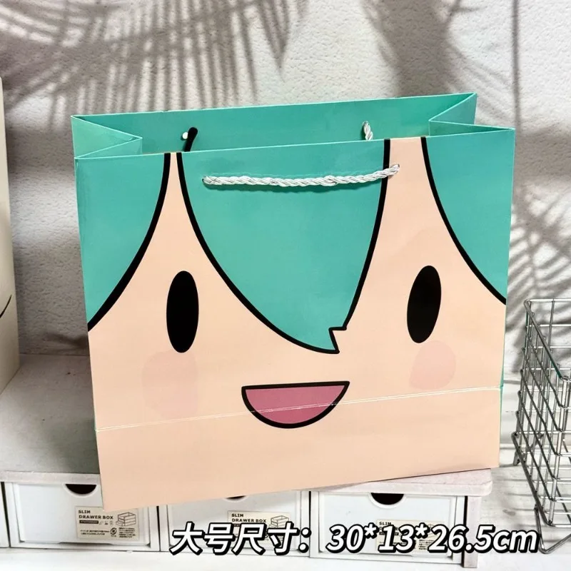 Hatsune Miku bolsa de regalo de dibujos animados lindo compras bidimensionales de gran capacidad portátil regalo de cumpleaños bolsa de embalaje hecha a mano