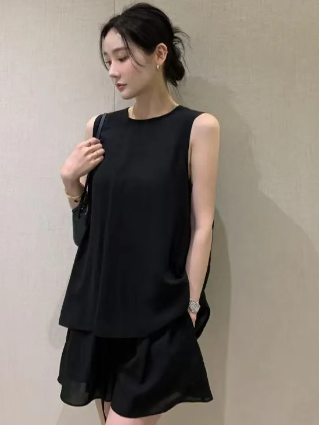 ชุดเซ็ตเสื้อกั๊กผูกเอวดีไซน์ใหม่สำหรับฤดูร้อน กางเกงขายาวเอวสูงทรงขากว้างสำหรับผู้หญิง พร้อมเข็มขัด ดีไซน์บิดเกลียว สไตล์ลำลองสำหรับใส่ไปทำงาน