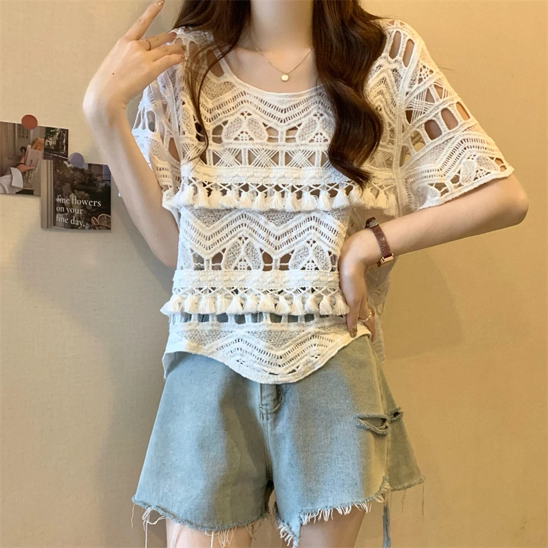 Boring Honey New Summer Design Irregular Short-Sleeved T-Shirt  Crochet Openwork Lace Blouse Women Wear Blouses With Tassels Top