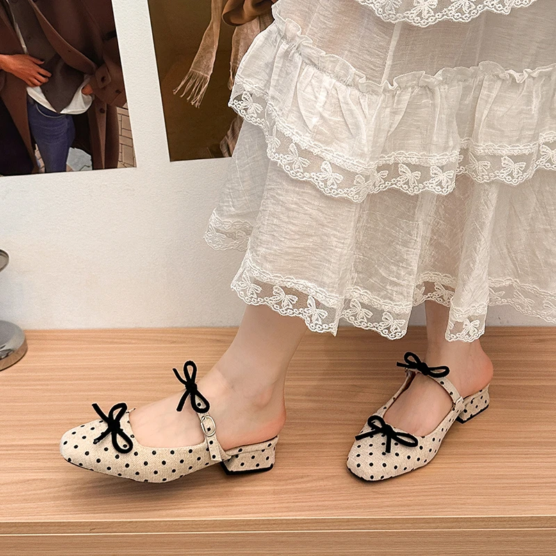 One-word Belt Baotou Semi-slippers Women's 2026 Summer All-match Style Back Empty Outward Wearing Sandals