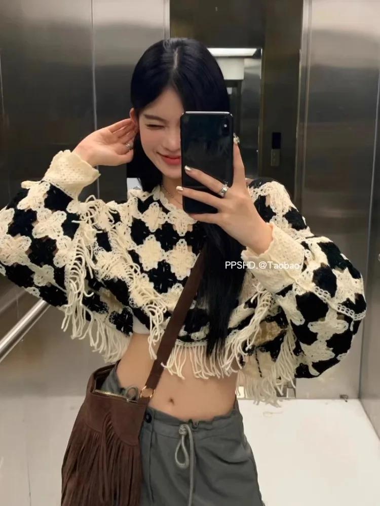 Korobov Vintage Loose Hook Flower Sweater Hollowed Out Long Sleeve Jumper Autumn Tassel Design Y2k Knitwear Women Crop Tops