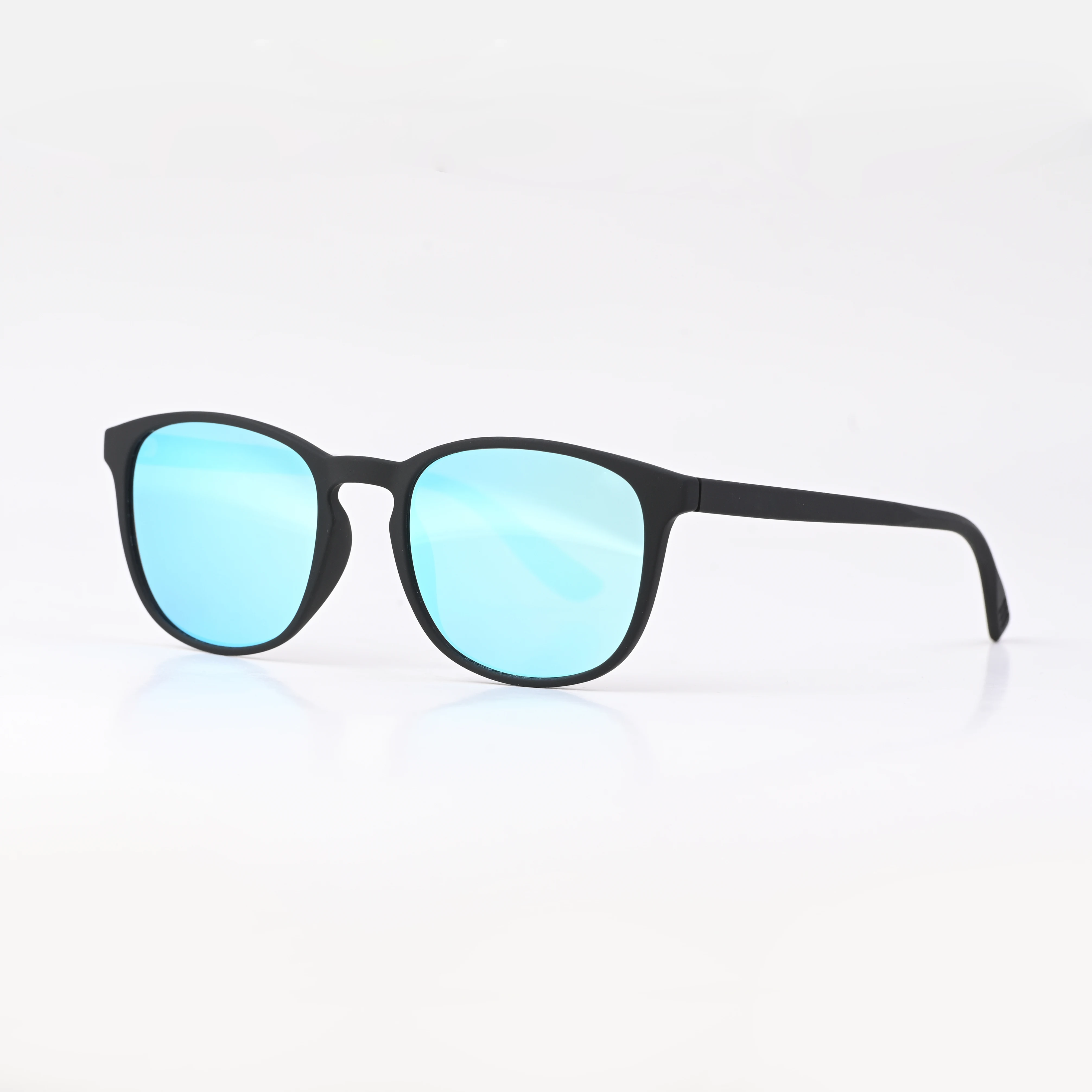 Unisex Sports Sunglasses - Durable UV Protection for All Outdoor Activities