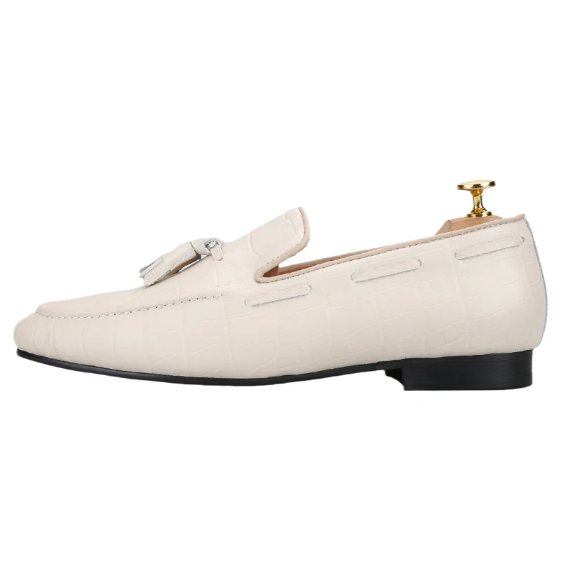 Piergitar Beige Color Crocodile Embossed Matte Leather Men's Loafers With Handmade Tassels Matching Suits Wear Slip-On Slippers