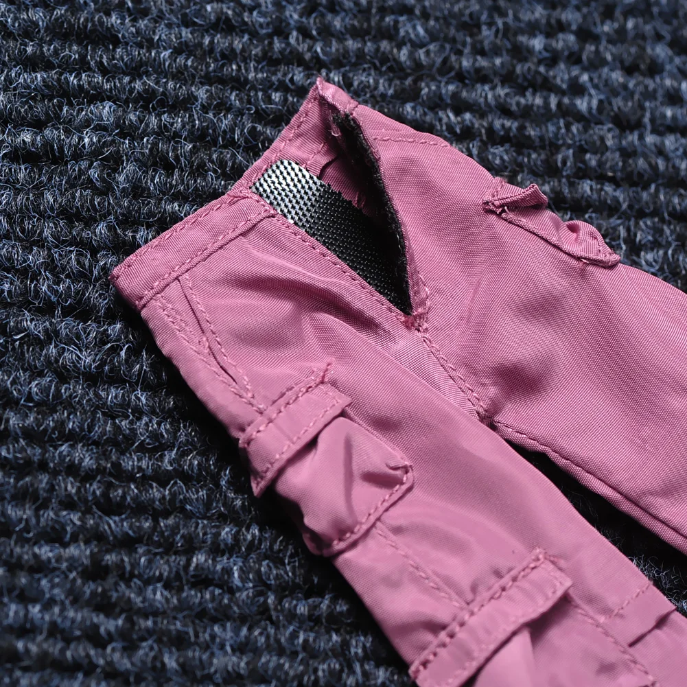 Lunghezza pantaloni 11 cm Pantaloni da lavoro Pantaloni stile casual Pantaloni da yoga Vestiti Modello Soldato femminile Action Figure Corpo Bambole Giocattolo