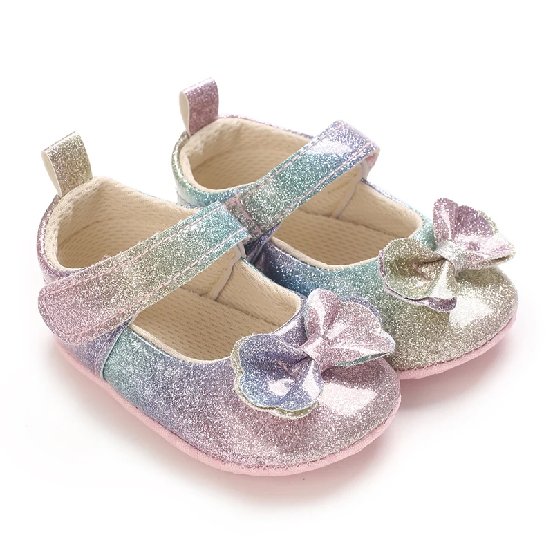 أحذية أميرات الأطفال اللطيفة الملونة مع زخرفة القوس نعل ناعم مريح حذاء مسطح مناسب للرضع والأطفال الصغار من عمر 0 إلى 18 شهرًا