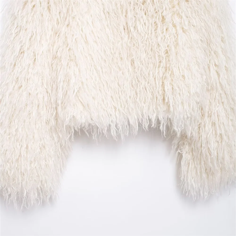 レトロなルーズカジュアル無地ファーコート 秋冬新作 ラウンドネック長袖暖かいショートコート レディース