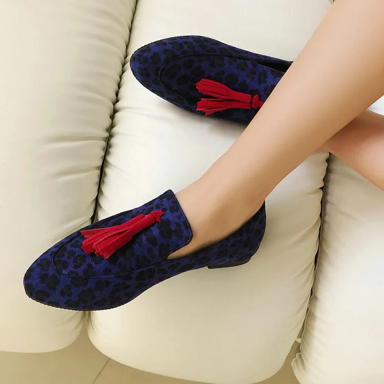 

Новые женские туфли-лоферы с леопардовым принтом, остроносые, повседневные, большие размеры 35-48, коллекция 2026 года