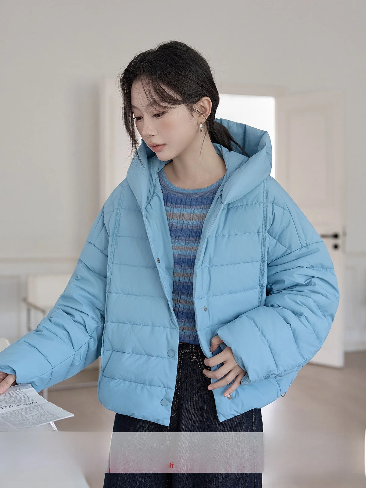

HuiXi Blue Hooded Women's down Jaet 2025 Winter New Sle Versatile Outerwear Commute Sle Korean Version Warmth Guaranteed