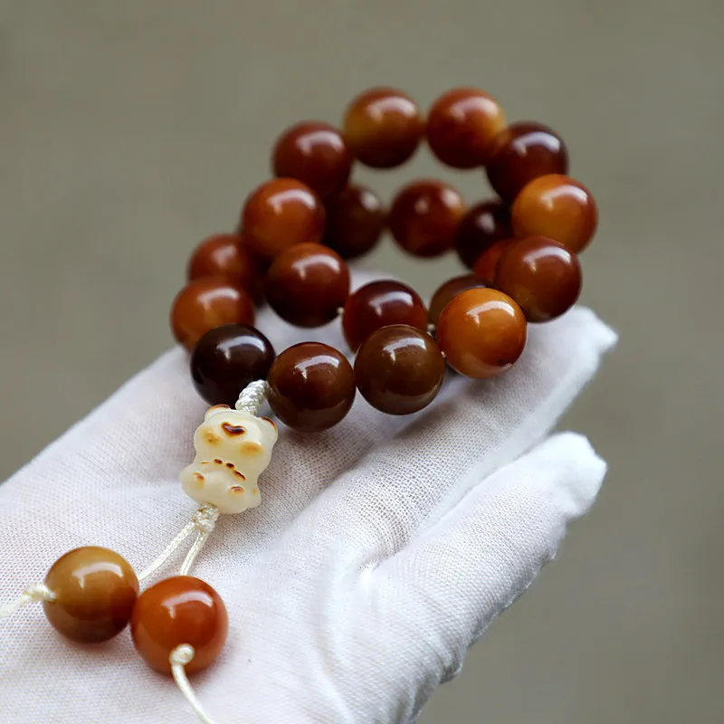 15Mm Sugar-Colored Round Bead , Amber Pattern Bodhi Root Prayer Beads