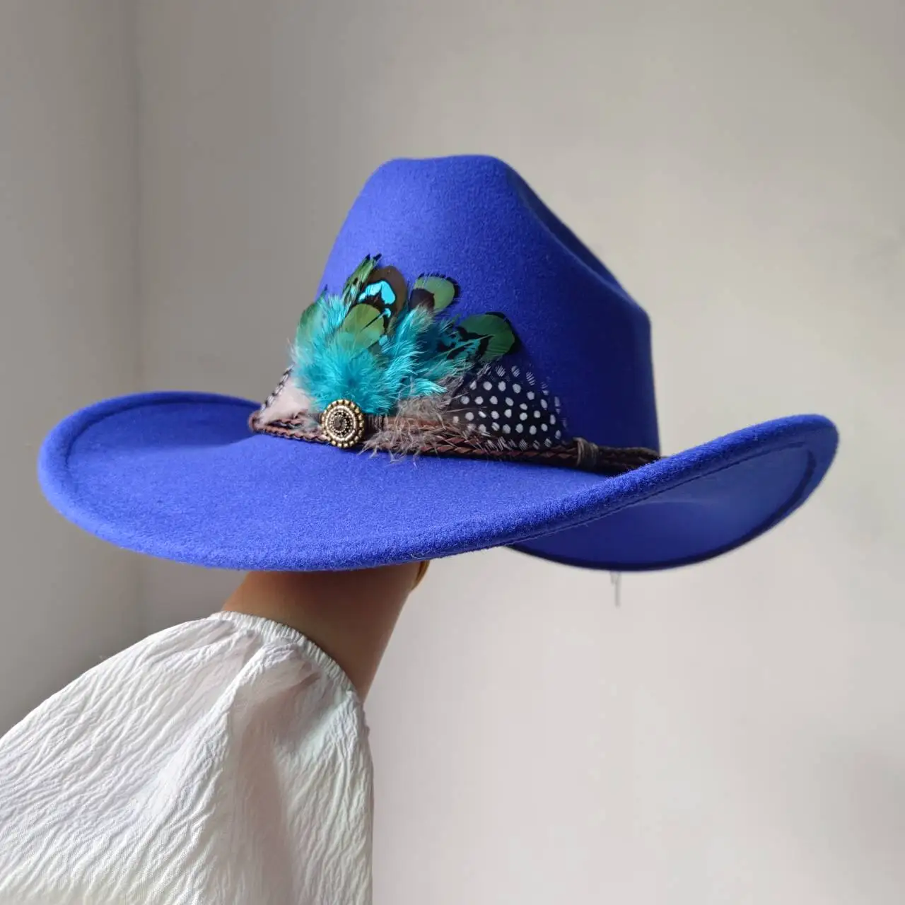 New 9CM Wide Brim Western Cowboy Hat For Men\'s Vintage Fascinator Cowgirl Jazz Hat Cloche Church Caps Sombrero Hombre