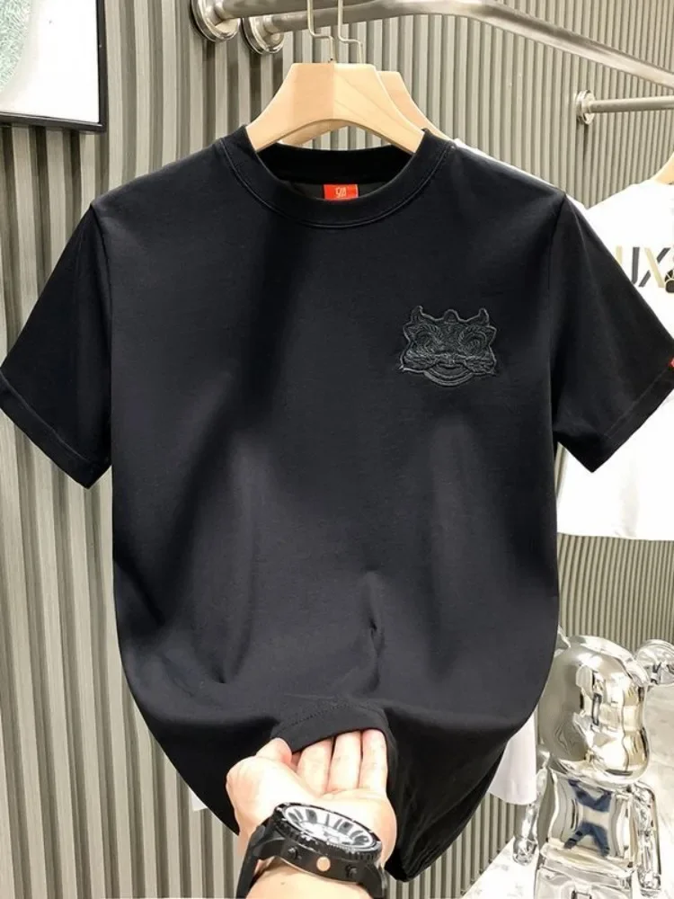 Male Tees Shirts Skinny Embroidery Lion New In Party Y2k Original Tops Hot Basic Korean Popular Clothes Cool Cheap Men's T-shirt