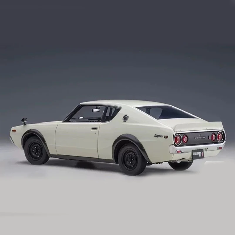 Autoart-日産スカイライン2000 gt-r (kpgc110) 車モデル、1:18合金、シミュレーション車モデル、男の子用コレクション、誕生日プレゼント