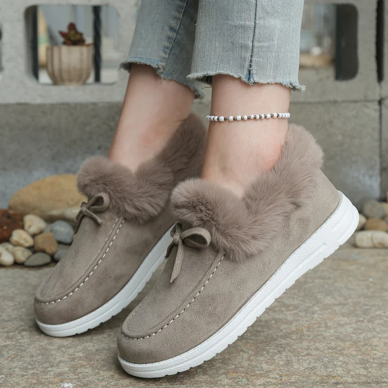 Women's Winter Warm Plush Snow Boots with Fleece Lining, Flat-Bottom Casual Ankle Boots, Suitable for Daily Wear by Women.