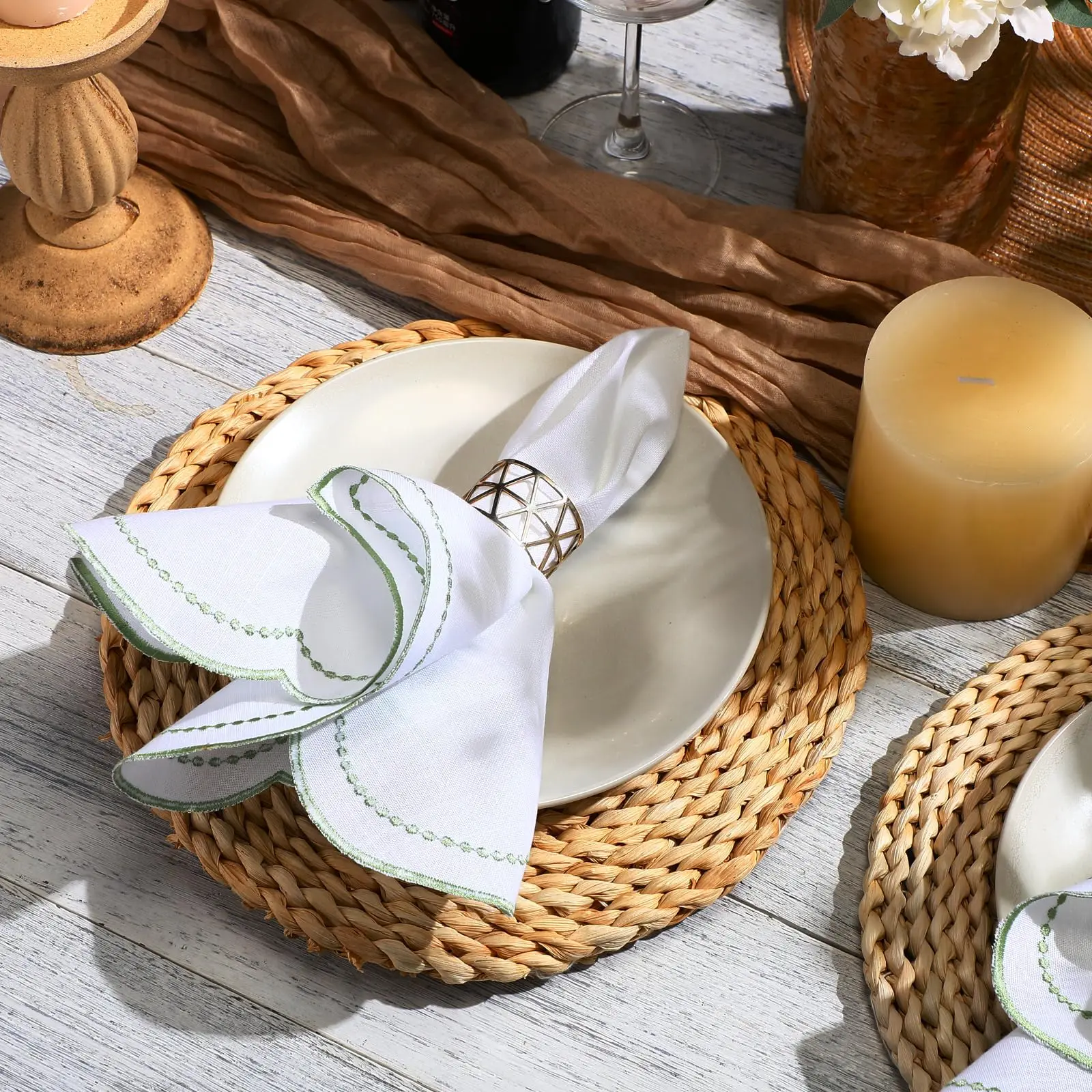 Set of 10 Cotton Linen Cloth Napkins Wrinkle Resistance Scalloped Embroidered Cloth Table Napkin for Wedding Holiday Giftable