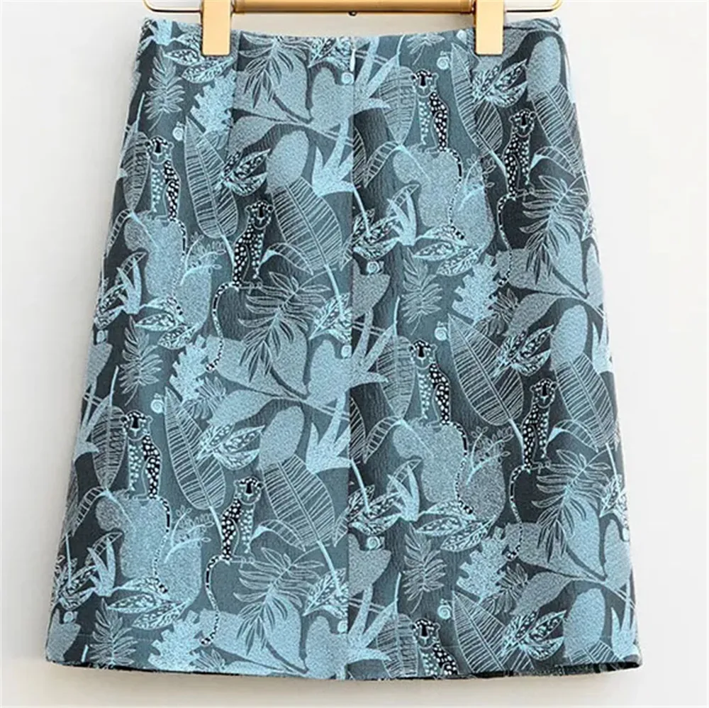 

Autumn 2024 high Waist A-Line Skirts Light Mature One Step Skirt Ladies Medium Length Retro Wrapped Hip Skirt Jacquard Skirt