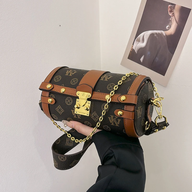 

​ ​ Минималистичная просторная большая сумка из нержавеющей стали 2025 года, женская сумка-трансформер с верхней ручкой и сумка через плечо, готовая к работе в ночное время