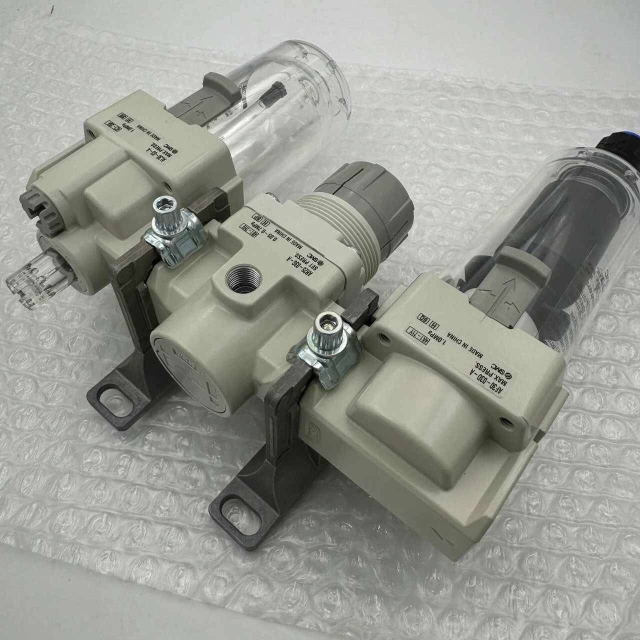 فلتر هواء SMC أصلي، صمام تخفيض الضغط، بخاخ رذاذ الزيت AC25-02G/DG-A AC25B-02DE-B عنصر ترشيح الهواء