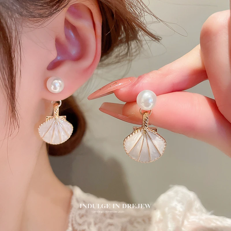 

Pearl earrings niche design sense high-end shell earrings