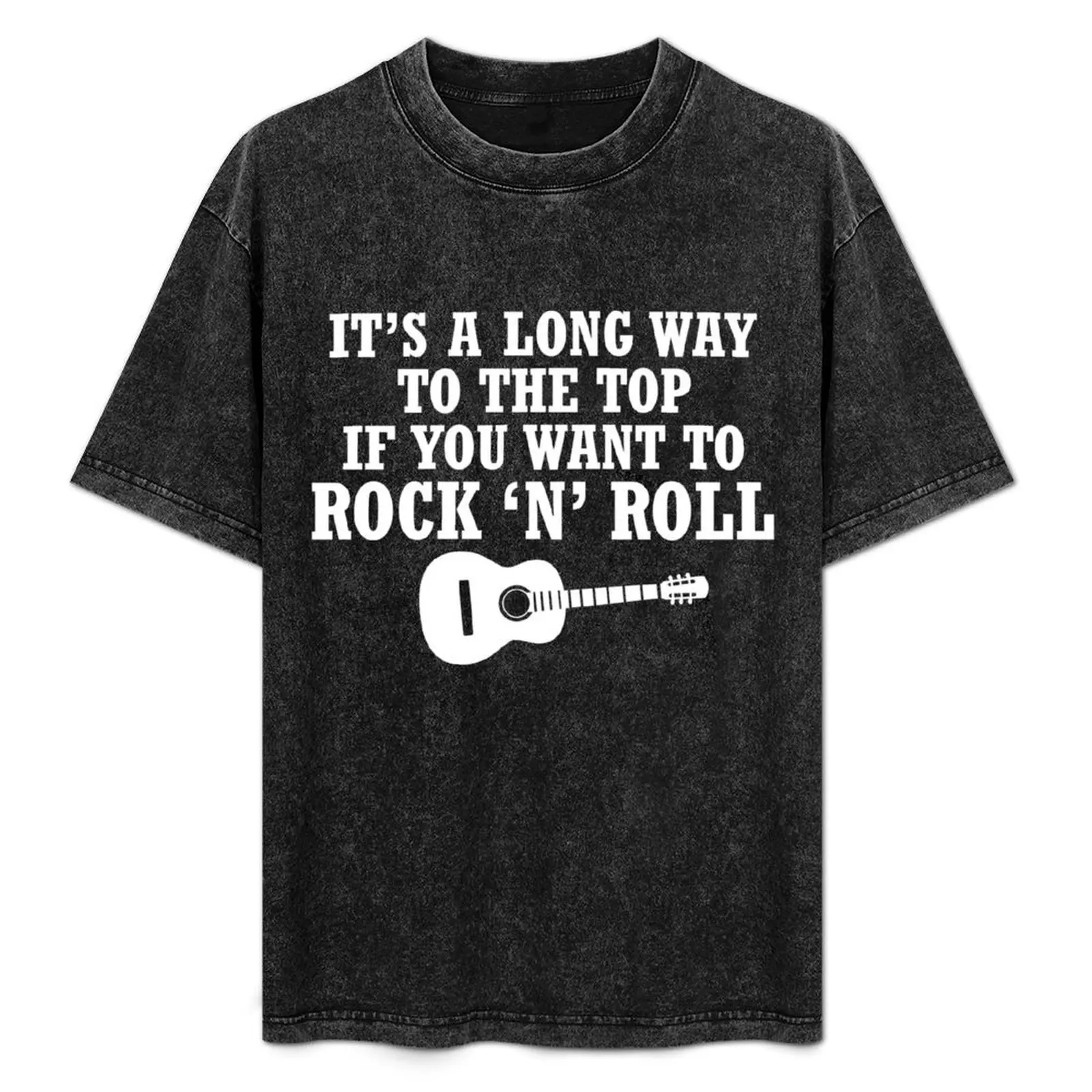 Es ist eine lange Wegreise bis zum Top, wenn man Rock'n'Roll-T-Shirt tragen möchte. Einfaches T-Shirt für die Arbeit.