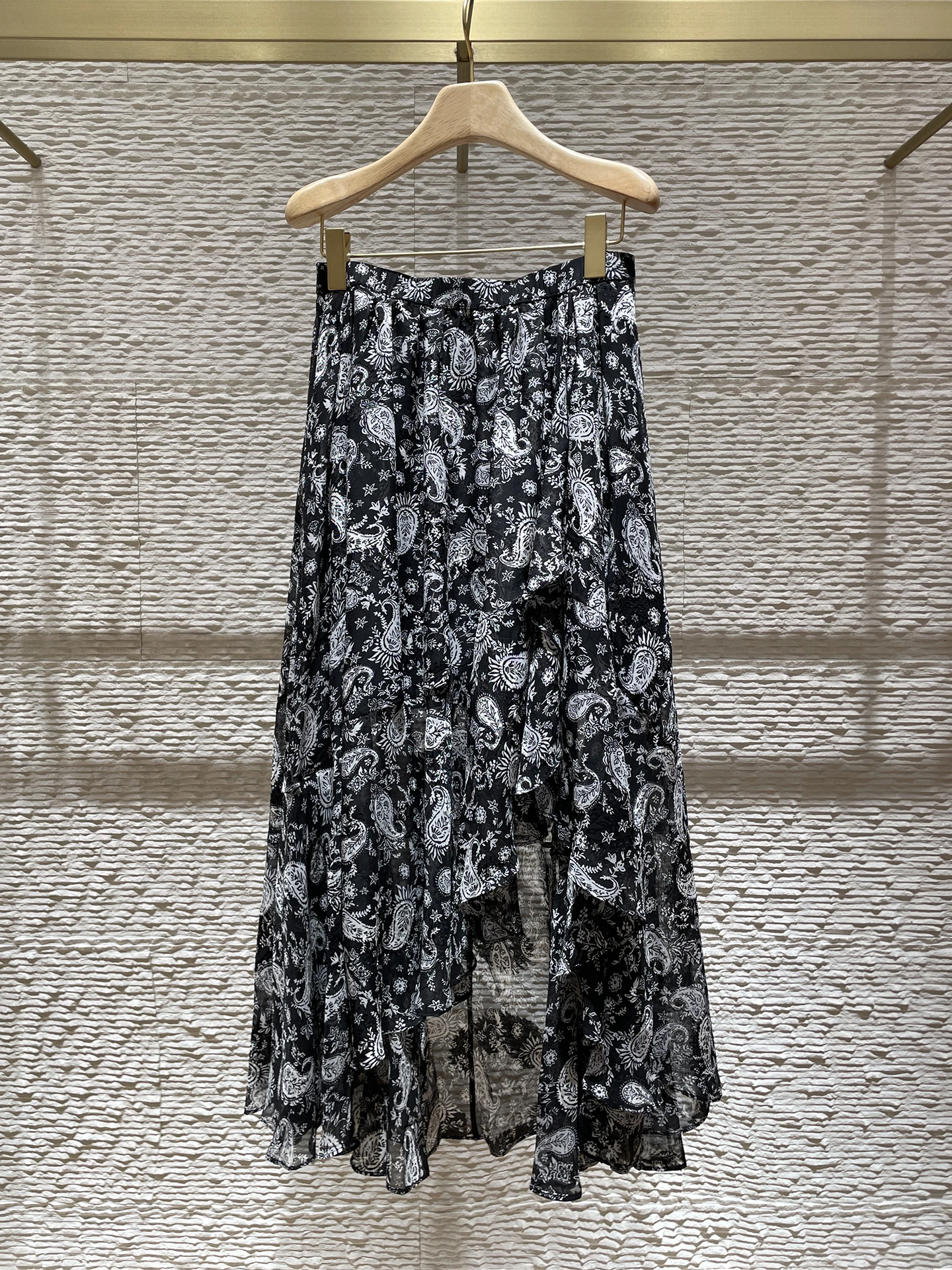 Asymetryczna spódnica midi z kwiatowym wzorem, wysoki stan, wyszczuplająca, vintage, długość do połowy łydki, damska, do pracy, modna.