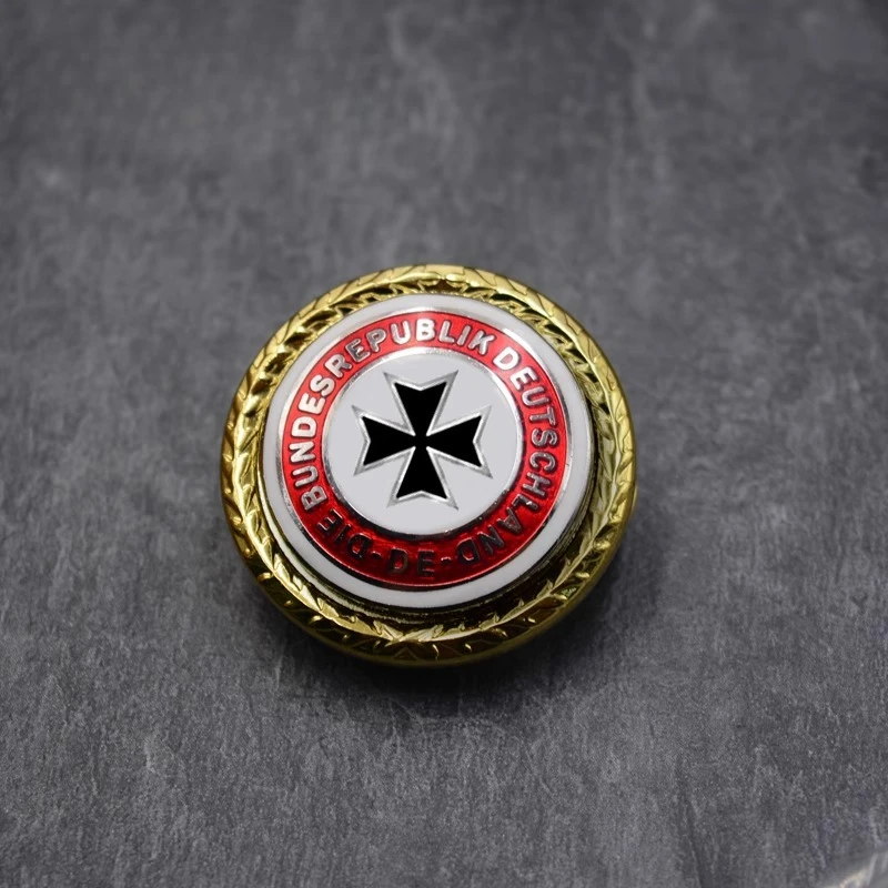 الصليبية المالطية إديلويس أوراق البلوط شارة النسر دبابيس الديكور الحرف التاريخ مروحة جمع تأثيري الدعائم