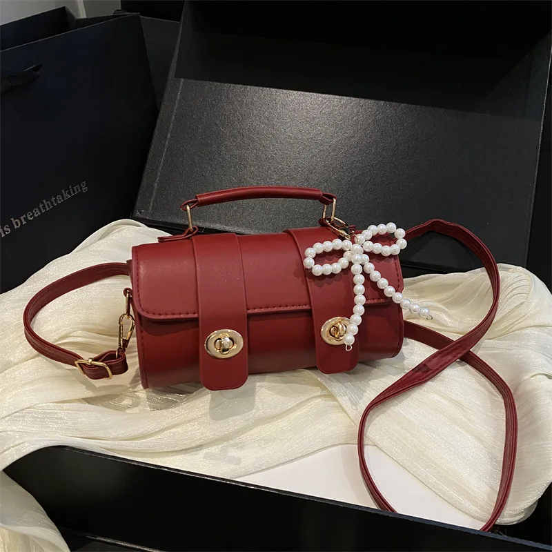 

Summer new style 2026 trendy fashionable elegant and unique crossbody bag small design bag for women