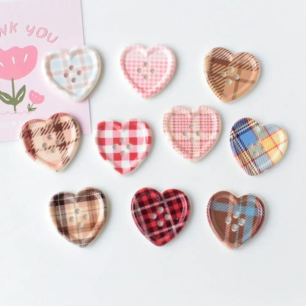 10Pcs New Cute Buttons Love Shape Vintage Garment Ornaments Floral Plaid Doll Accessory