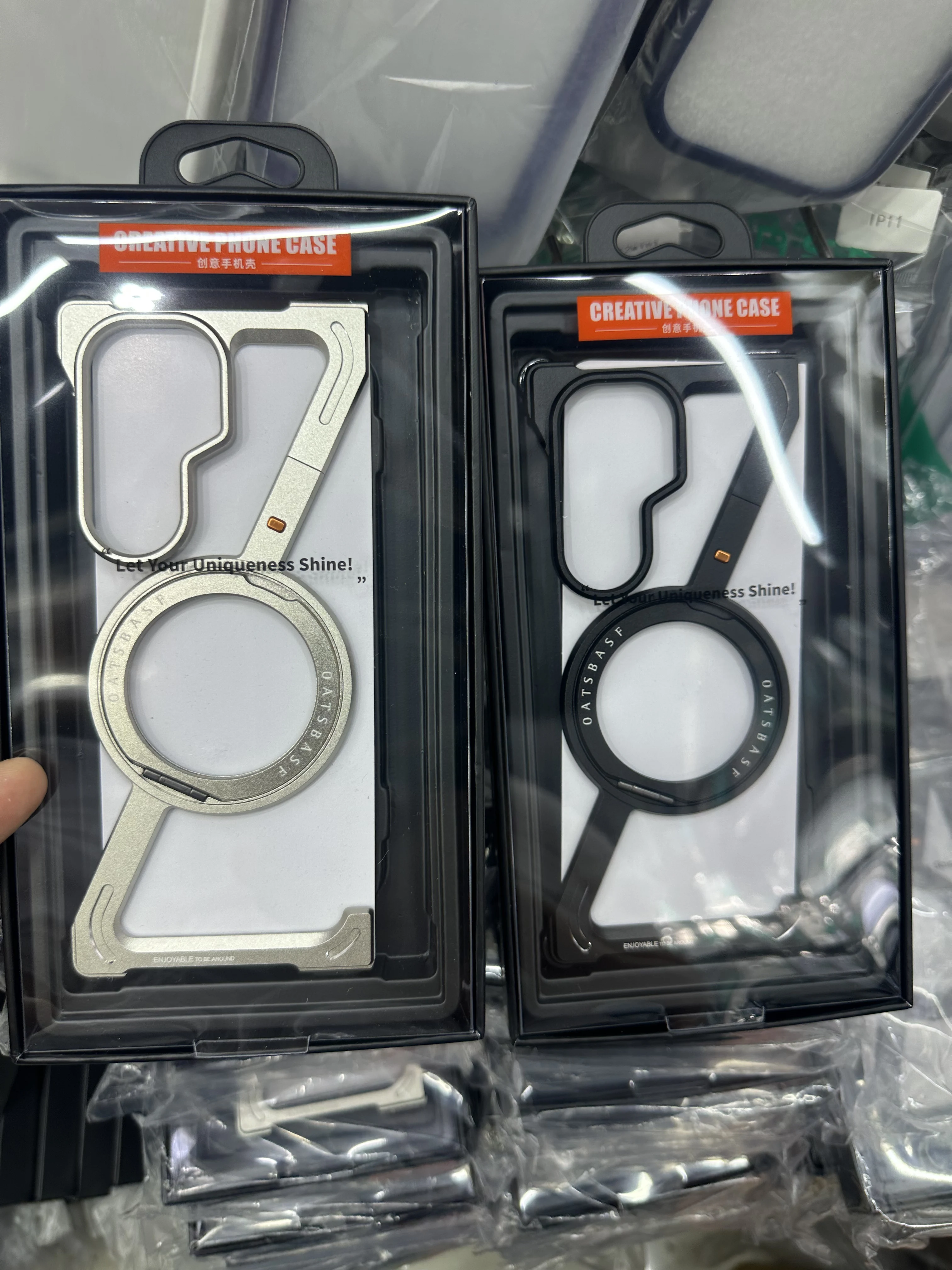 

Z-Shaped Metal Magsafe Frame Case for Samsung Galaxy Z Fold 7 5G Aluminum Alloy 360 ° Magnetic Rotating Bracket Safety Cover