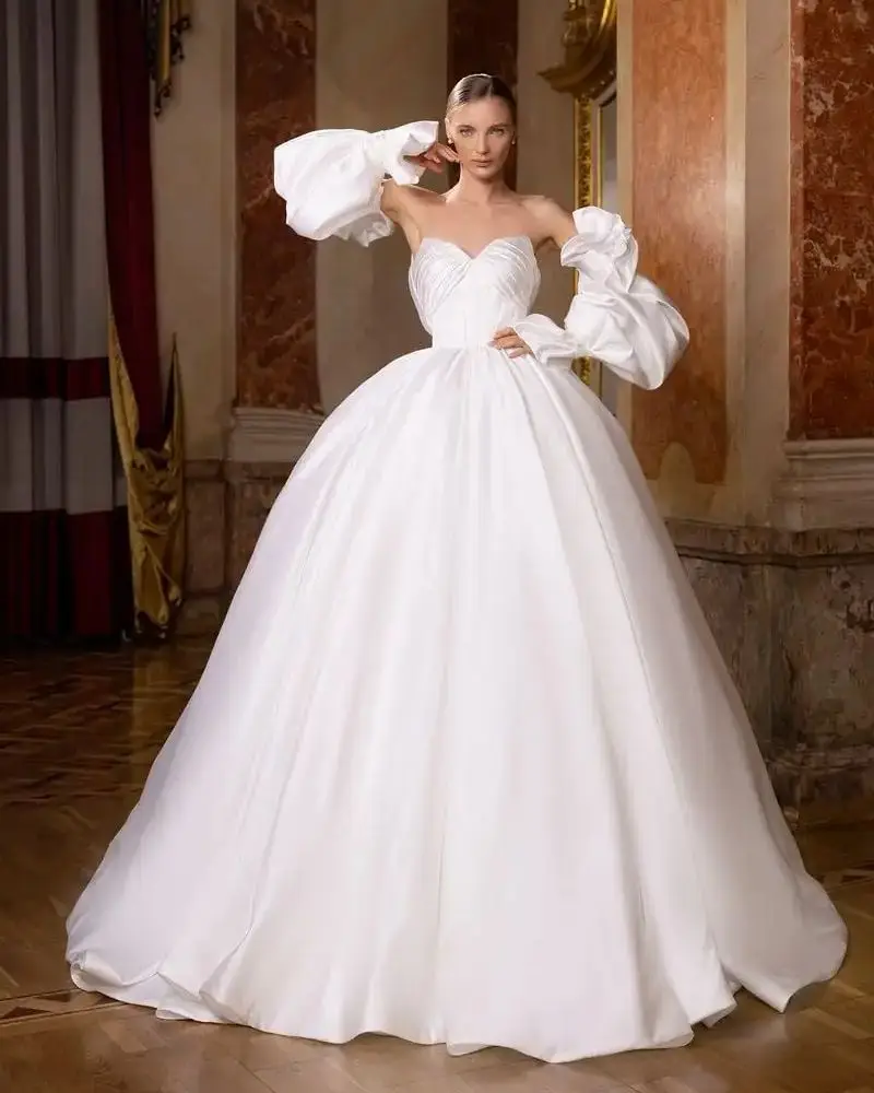 

White Satin Ball Gown Wedding Dresses Off Shoulder Long Sleeves Bridal Gowns Charming Sweetheart Sweep Train Robes de Mariee