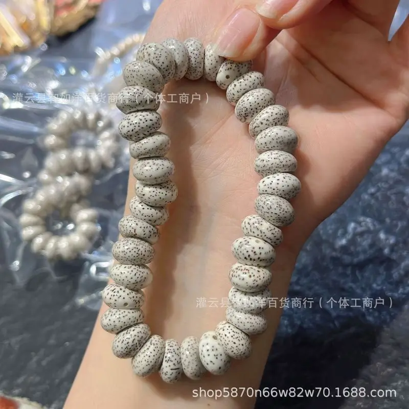 Garlic Cloves, Moon Charms, Buddhist Prayer Beads, Fashionable Bracelets, And Jewelry