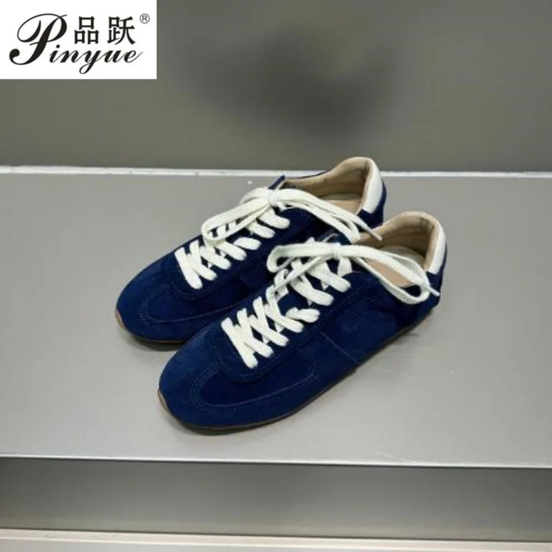 

5 цветов, роскошные женские кроссовки из коровьей замши, однотонные немецкие тренировочные туфли, повседневная обувь, модная обувь на плоской подошве, размеры 35-40