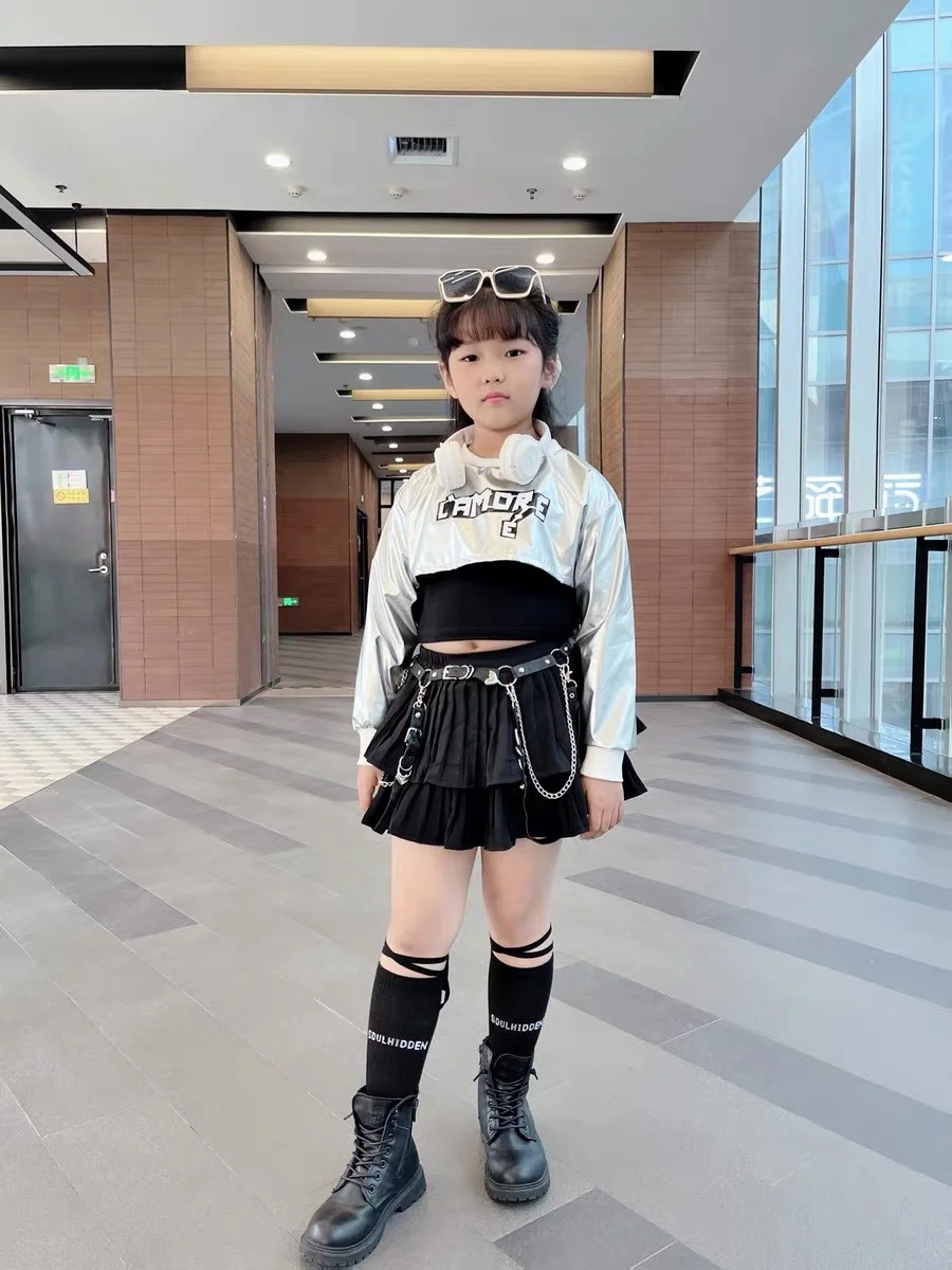 Jazzdance-voorstellingjurk voor meisjes Zilver leer Streetdance-set voor kinderen Modeshowjurk voor meisjesmodel