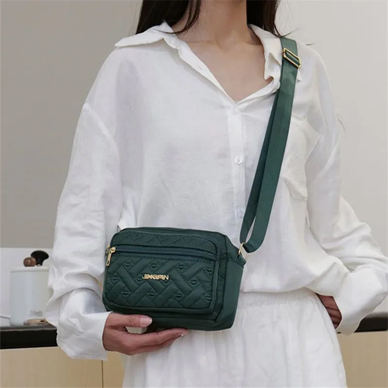 

Lightweight Multilayer Nylon Crossbody Bag, Adjustable Strap Casual Sports Travel Bags for Women Daily Use Single Shoulder Bag