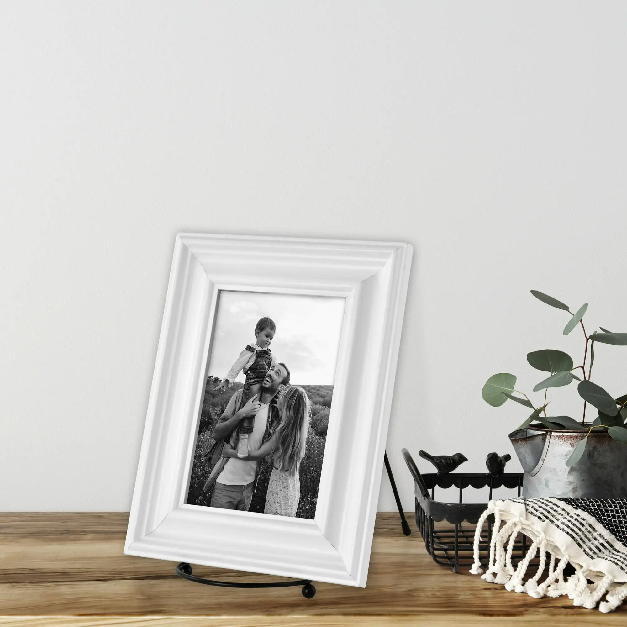 

(3 pack) Mainstays 6" Classic Black Metal Picture Frame Easel