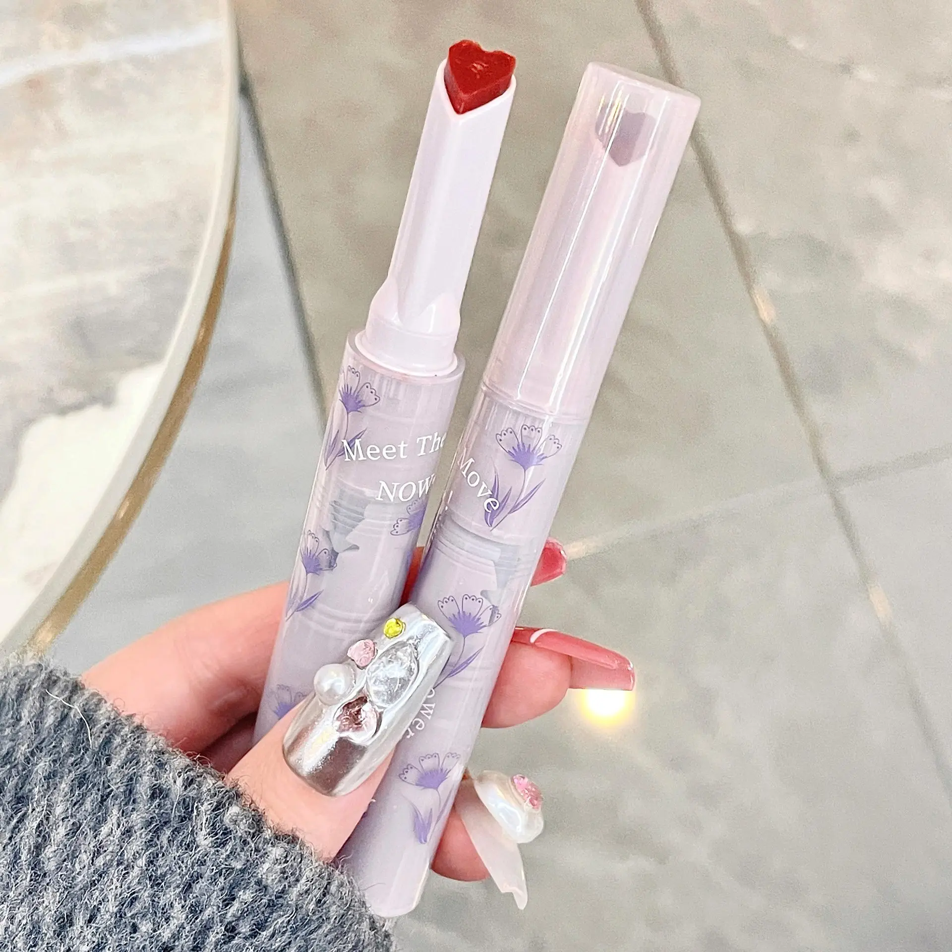 Lápiz labial en forma de corazón, maquillaje coreano transparente, resistente al agua, hidratante