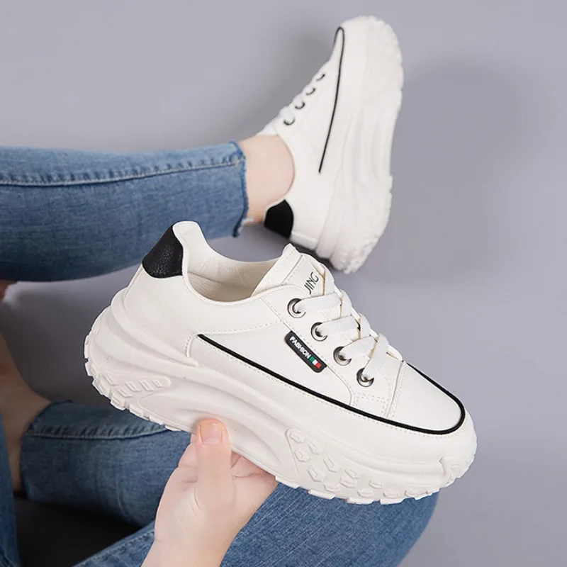 Dames Platform Sneakers Herfst Mode Veelzijdige Casual Schoenen Anti-Slip Veteraan Hardloopschoenen Dikke Zool Gevulkaniseerde Schoenen