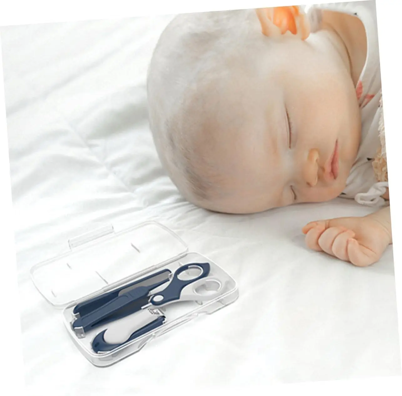1Set Newborn Baby Nail Scissor Baby Nail Care Tool Kid Safe Portable Nail Clipper Trimmer Tweezer with Box Children Manicure Kit