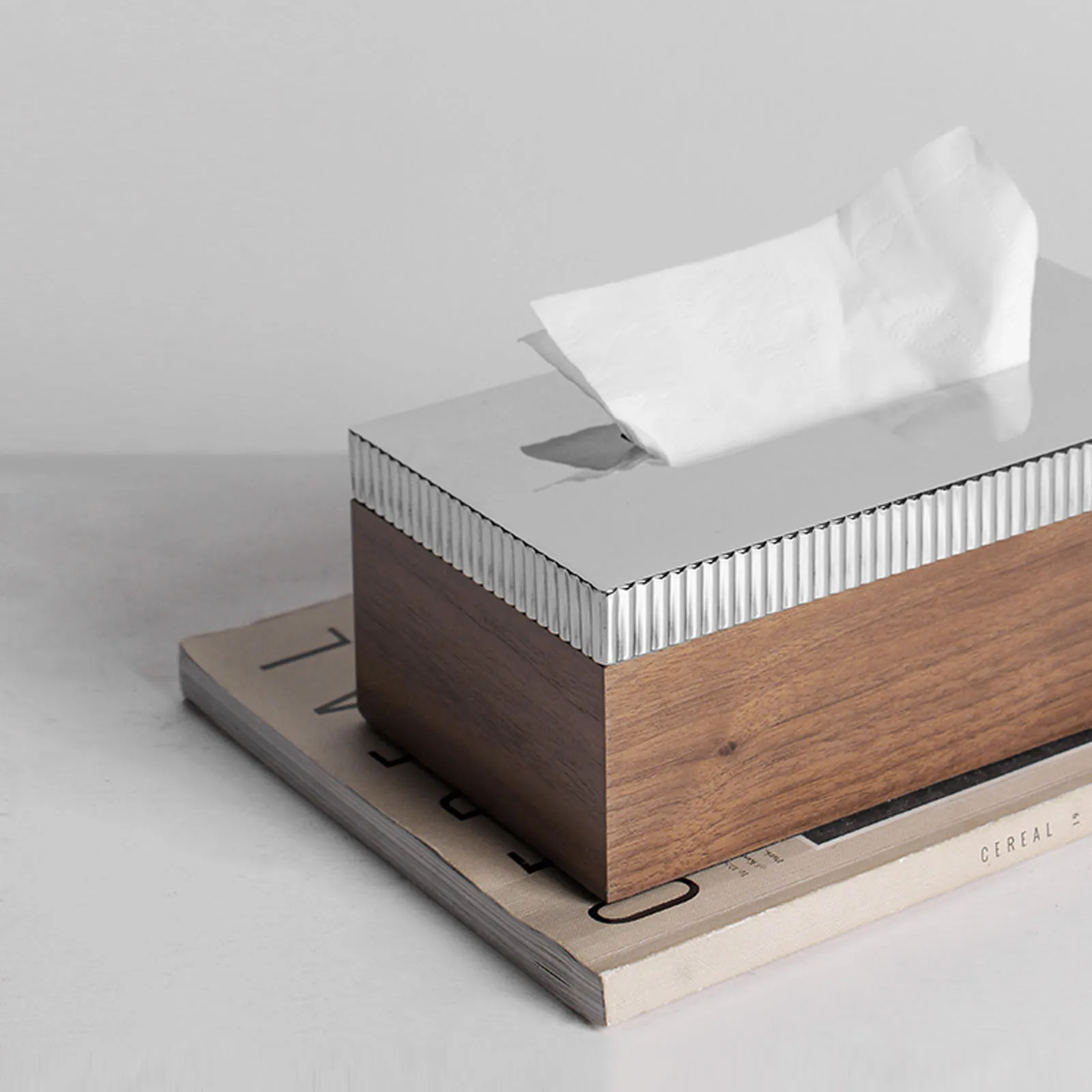 

High Texture Tissue Box Metal Cover Walnut Vertical Pattern Paper Box Decoration Bedroom Living Room Coffee Table Napkin Box