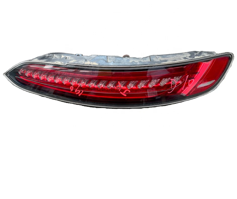 

Classic Hit GTW190AMG GTC GTS GTR Rear Taillight LED Steering Brake Overtaking Light Red Black