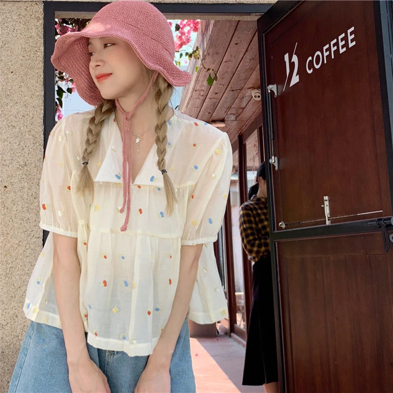 MEXZT Sweet Shirts Women Kawaii Cute Print V Neck Puff Short Sleeve Blouse Student Korean Fashion Embroidery Loose Casual Top