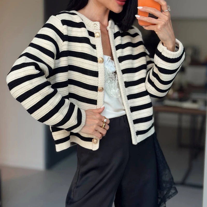 2026 New Spring Autumn Women Chic Button Knitted Sweater Cardigans Female Casual Long Sleeve Coat Ladies