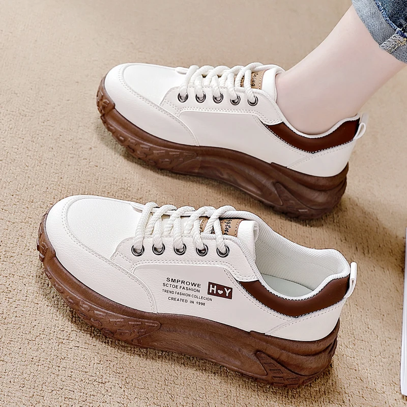 

2024 New Womens Sport Golf Sneakers Height Increasing Outdoor Walking Shoes for Girl Thick Bottom Lady Casual Golf Trainers