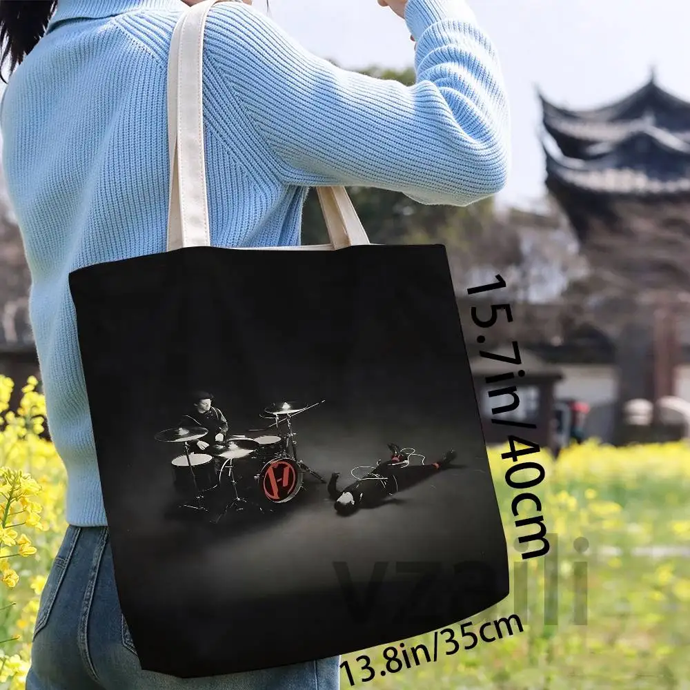 T-Twentys One P-Pilots Female Printed Versatile Student Portable Office Handbag Bento Bag Handbag Sail Bag