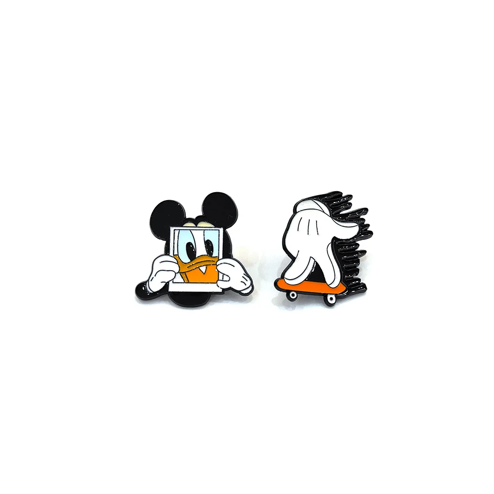 

Mickey Mouse Cartoon Enamel Pin Cute Character Finger Skateboarding Brooch Clothing Backpack Lapel Badge Jewelry Accessories