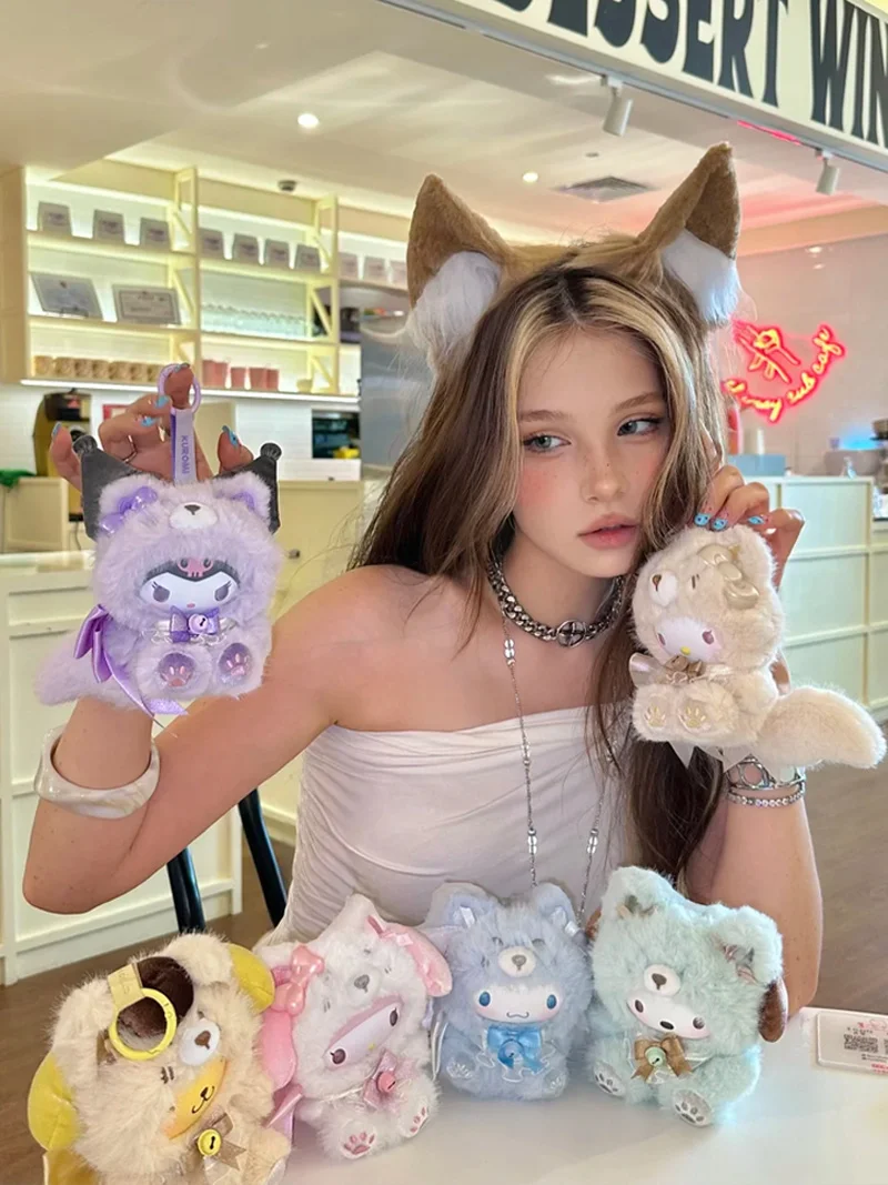 

Genuine Sanrio Fox Island Series Blind Box Hellokitty Kuromi Cinnamoroll Pochacco Pvc Vinyl Toy Pendant Backbag Pendant Gifts