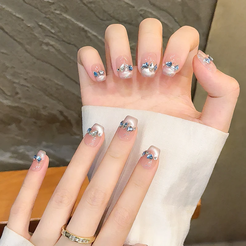 10Pcs Blue White Rhinestone False Nails Short Square Nude Cat Eye Fress on Nails Full Cover Fake Nail Tips Girls Daily Decor