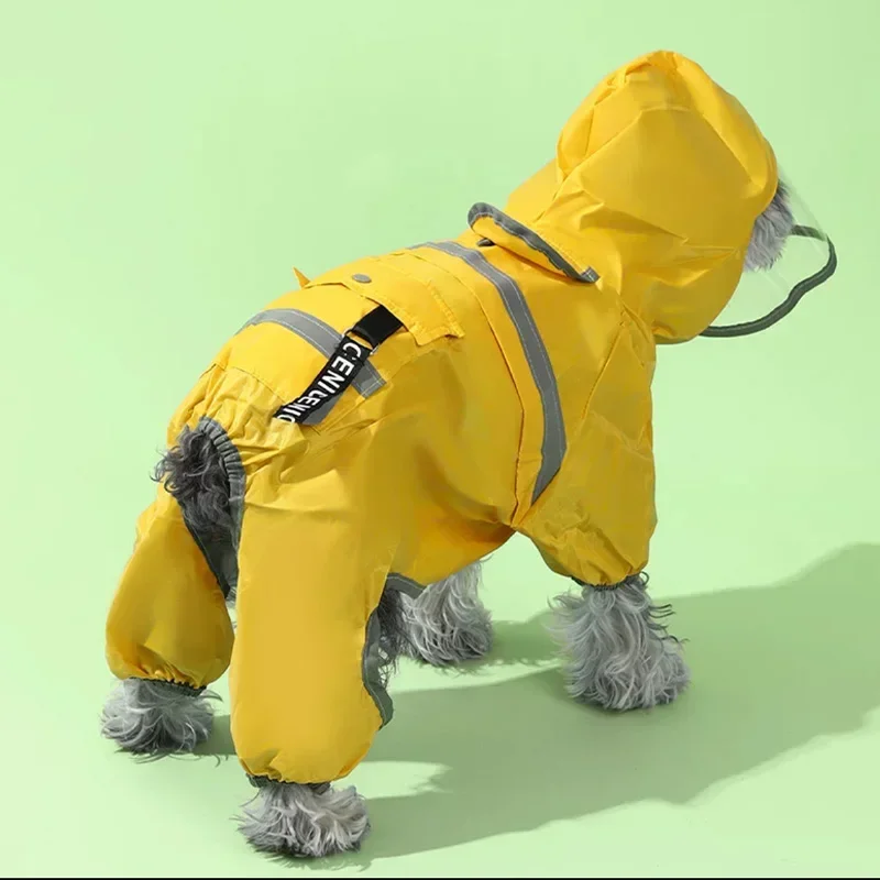 Pet Small and Medium-sized Dog Large Brimmed Raincoat, Rainproof with Traction Rope, Reflective Strip Raincoat (recommended To P