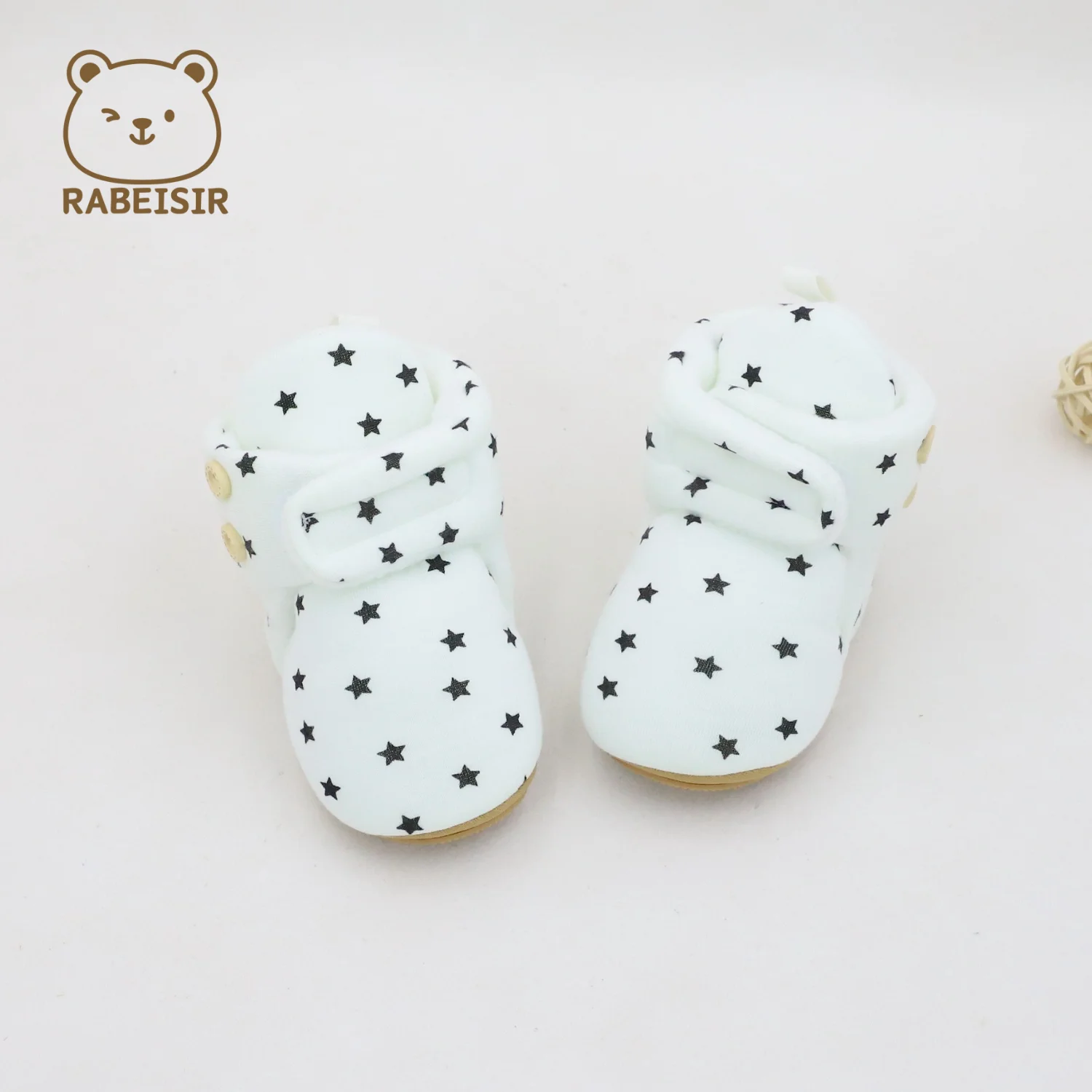 

Осенние и зимние детские напольные носки и обувь для детей в возрасте 0–1 лет и полупрогулочная обувь для младенцев и малышей теплая.