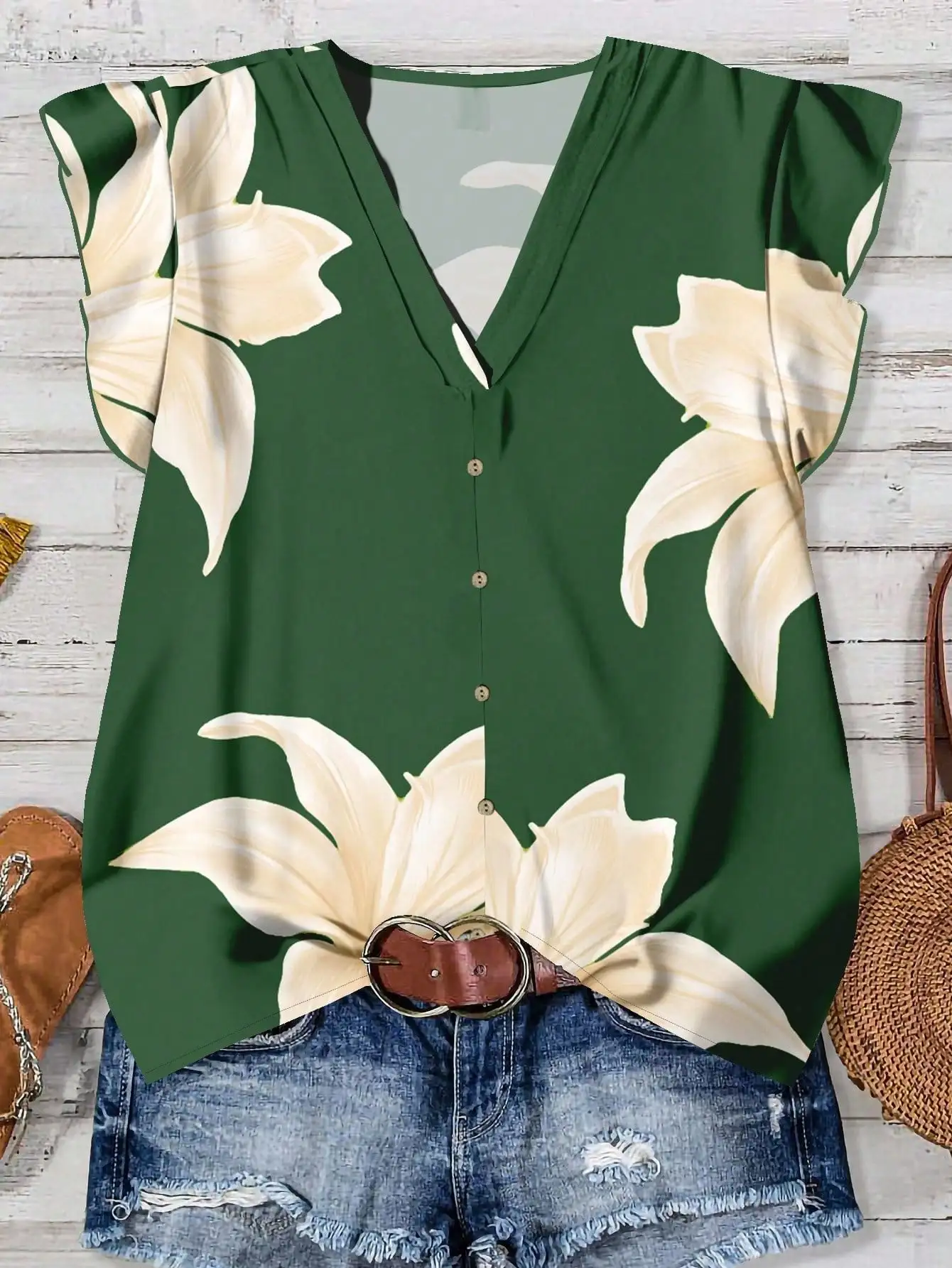 

Зеленая блузка с цветочным принтом, V-образным вырезом, пуговицами спереди и рукавами-крылышками