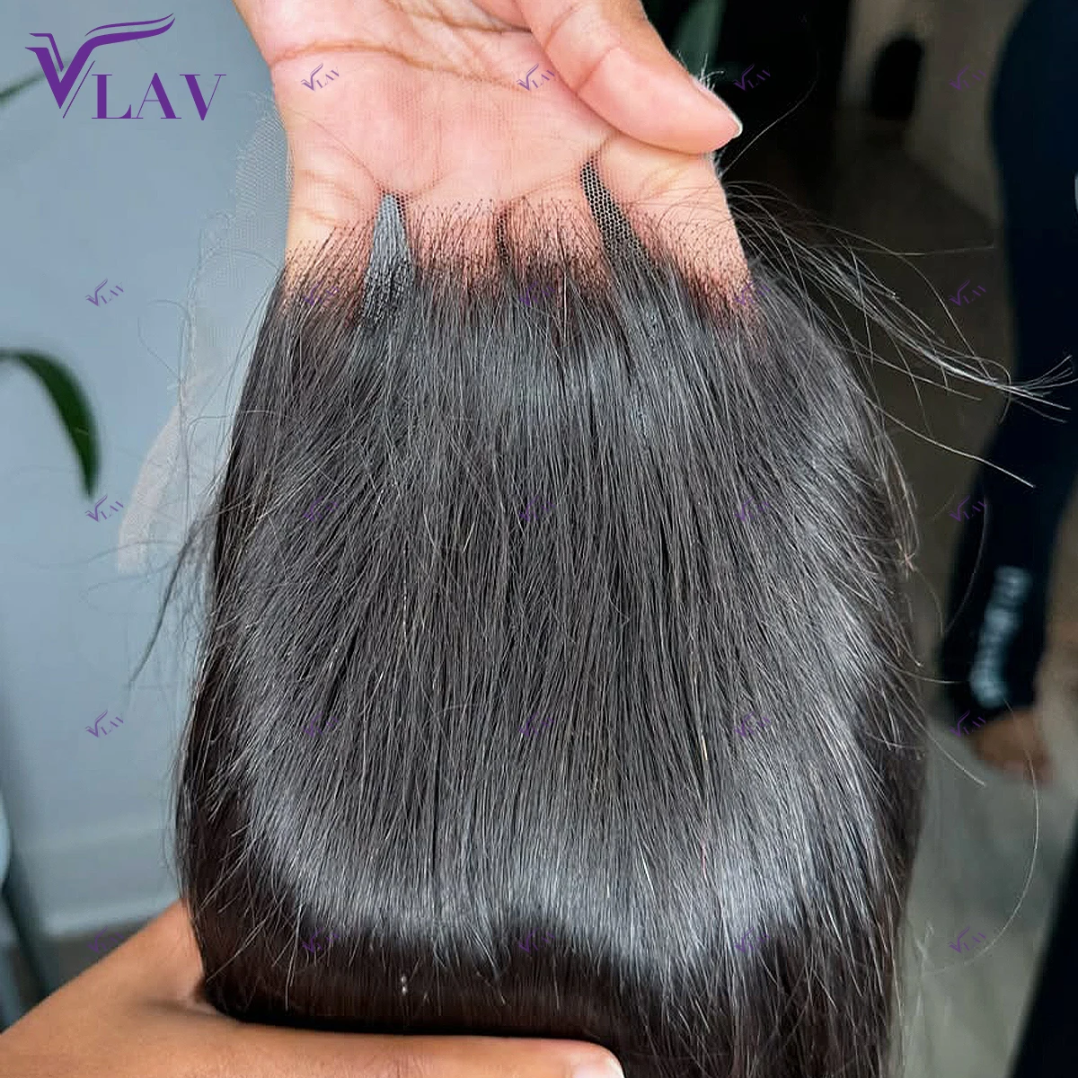 

Плотность 400 Настоящие HD Кружева 13×4 HD Кружевные Фронтальные Парики Шелковистые Прямые 4×4/5×5 HD Кружевные Бесклеевые Парики Парик Человеческих Волос Для Женщин